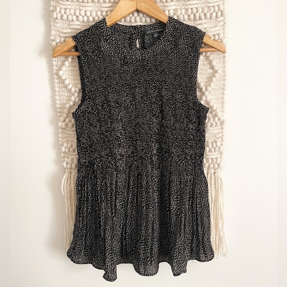 Adrianna Papell Pleated Sleeveless Tank Black Camel Leaf NWT - Picture 6 of 9